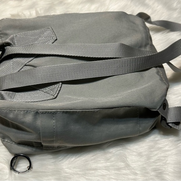 Fjallraven Kånken Gray Mini Backpack - Picture 9 of 13